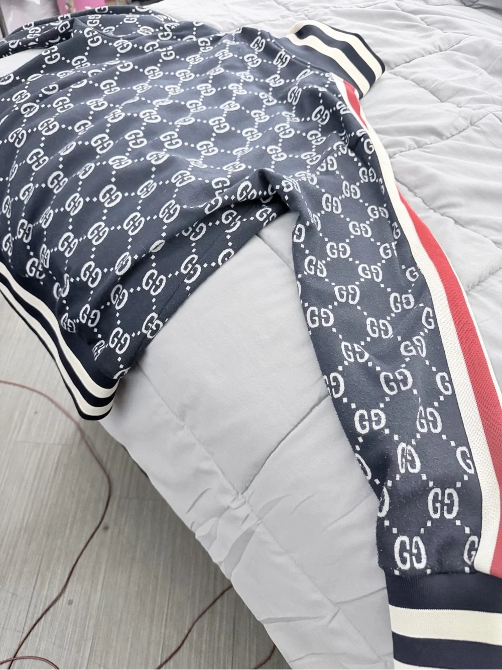 Gucci Navy and White GG Logo Knit Jumper with Red Stripe Accents
